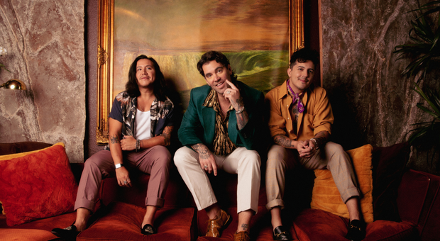 AMERICAN AUTHORS AMERICAN AUTHORS